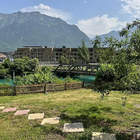 River 1 - Retreat With Iconic Jungfraujoch View