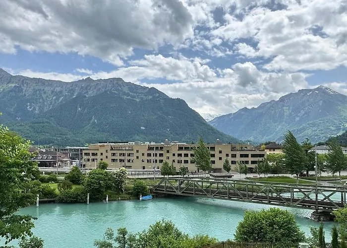 River 1 - Retreat With Iconic Jungfraujoch View *
